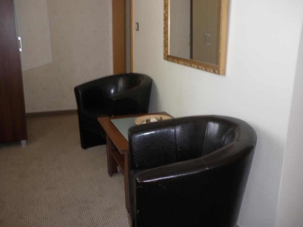 Hotel Rokoko Кошице Экстерьер фото